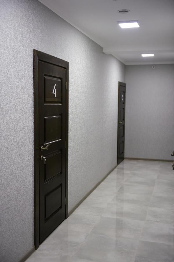 Gray Hotel Vynohradiv Dış mekan fotoğraf