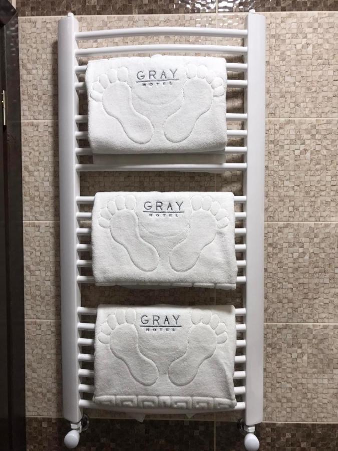Gray Hotel Vynohradiv Dış mekan fotoğraf