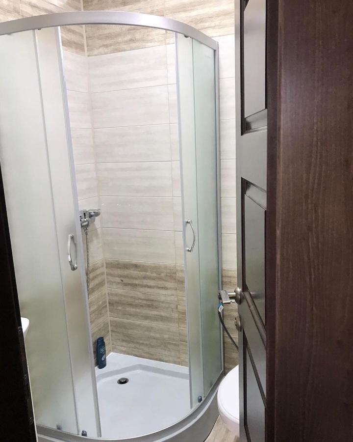 Gray Hotel Vynohradiv Dış mekan fotoğraf